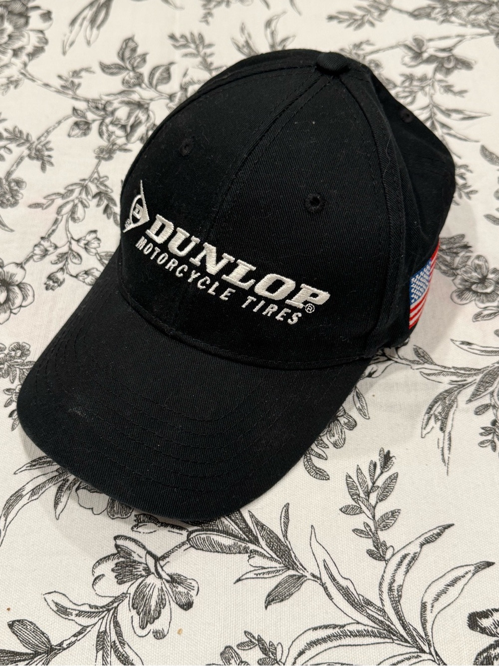 Dunlop Black Men's Baseball Cap - Motorcycle Tires Logo